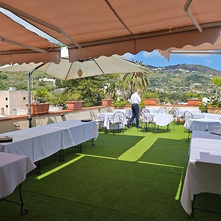 Hotel La Filadelfia Lipari  Buitenkant foto