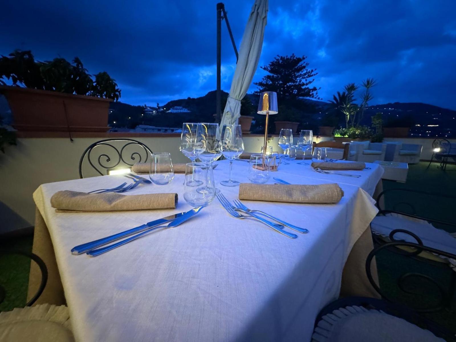 Hotel La Filadelfia Lipari  Buitenkant foto