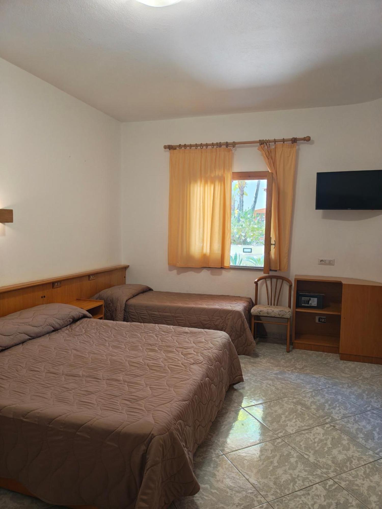 Hotel La Filadelfia Lipari  Buitenkant foto