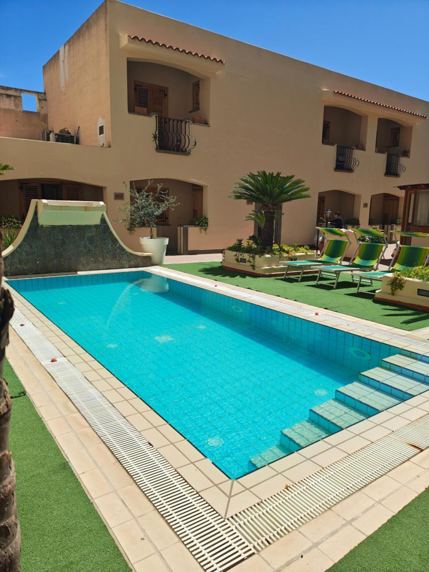 Hotel La Filadelfia Lipari  Buitenkant foto