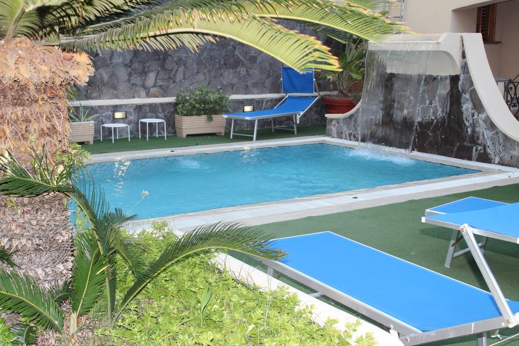 Hotel La Filadelfia Lipari  Buitenkant foto